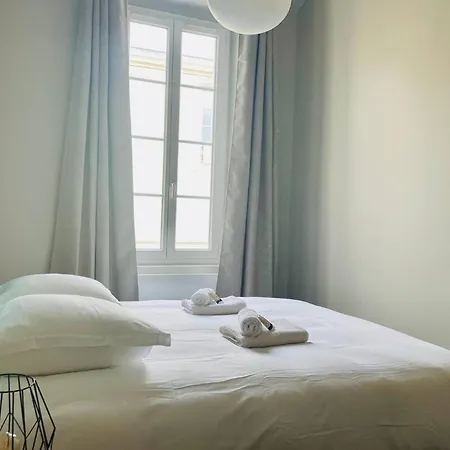 Le Leonard, Hypercentre, Lr137 La Rochelle (Charente-Maritime)