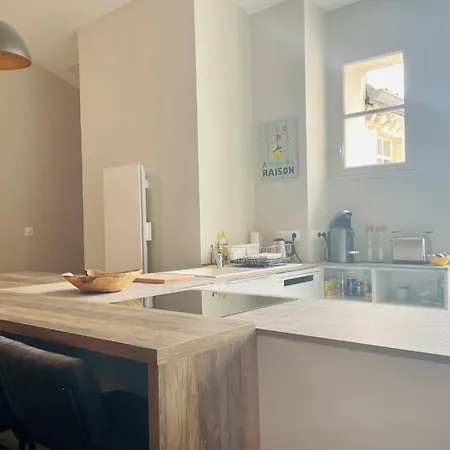 Le Leonard, Hypercentre, Lr137 La Rochelle (Charente-Maritime)